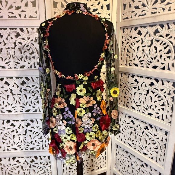 Floral Embroidered Long Sleeve Dress Sz S - Picture 2 of 10